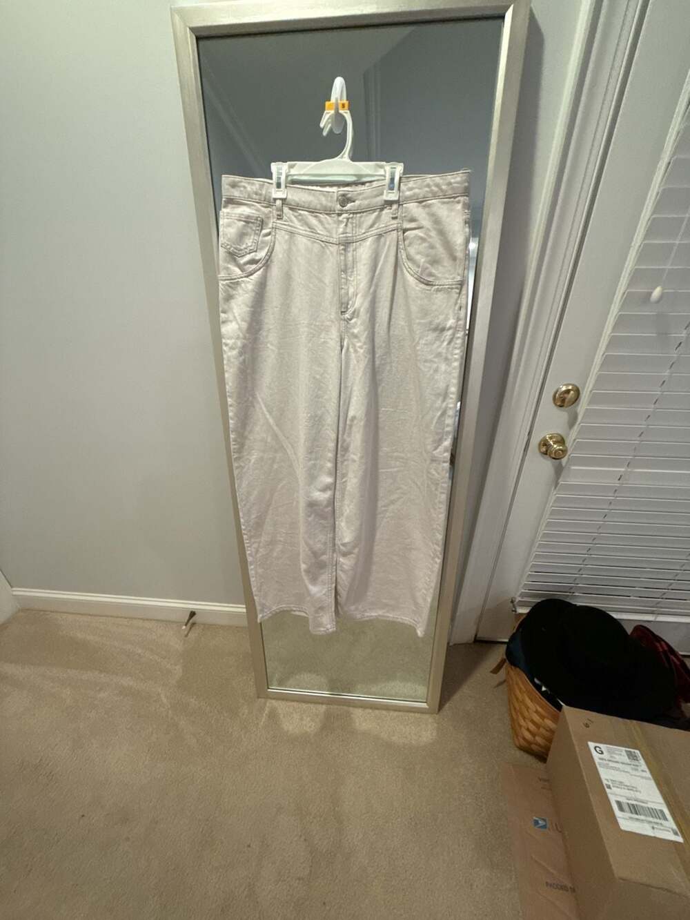 Zara Wide Leg Jeans Size Xl Off White Denim